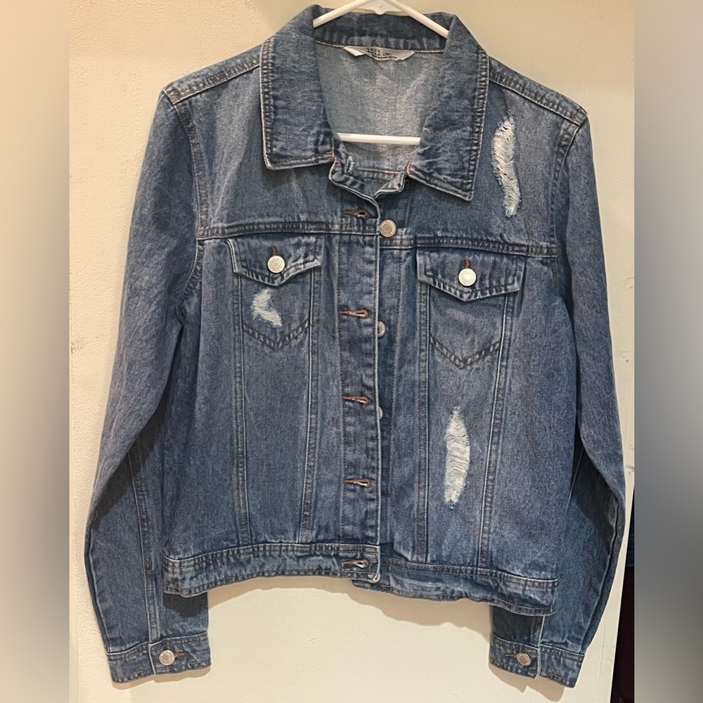1511 Inc. Distressed Jean Jacket Size Large New without tags